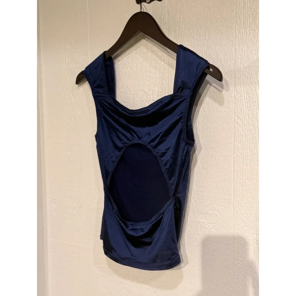 Satin open back sleeveless tee NWOT‎